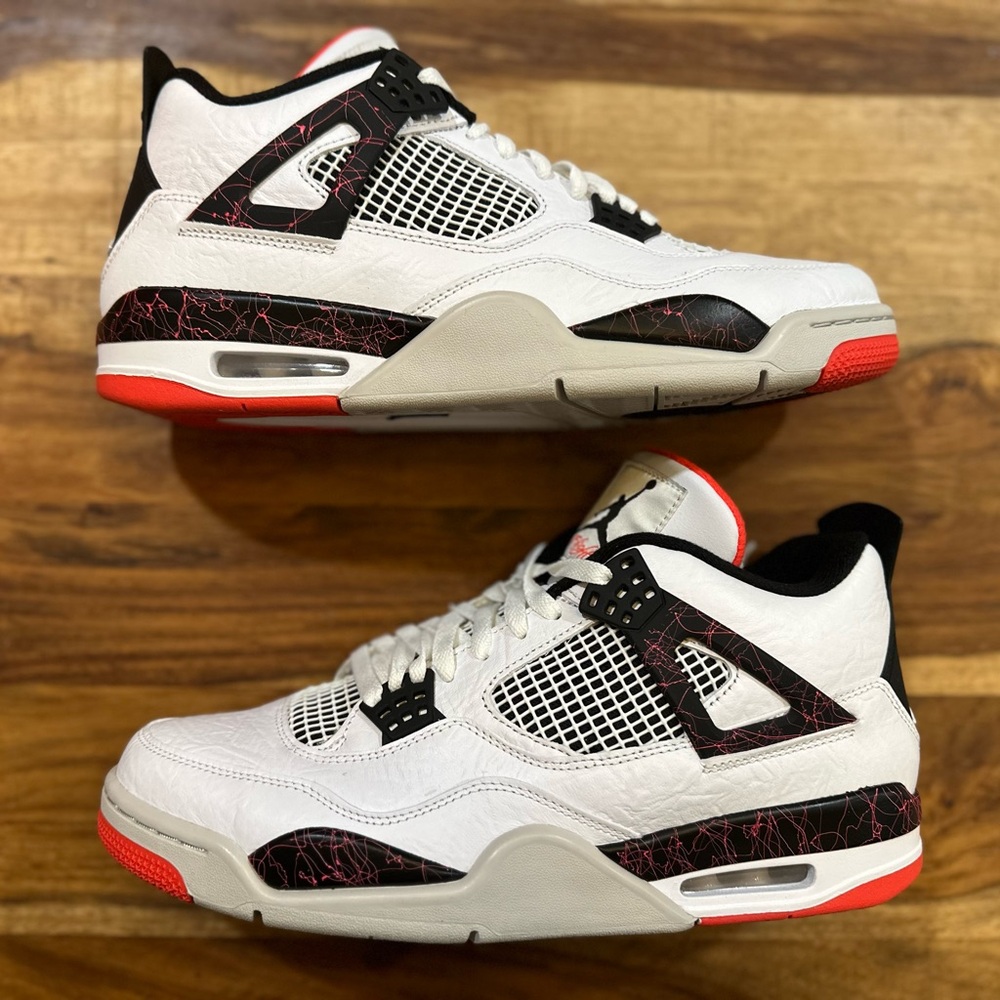 NEW Nike Air Jordan 4 Retro Pale Citron Bright Crimson Men's Size 11.5